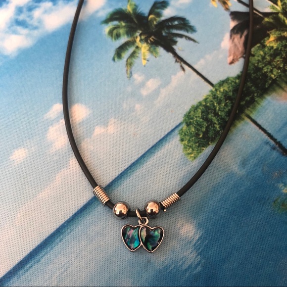 Paua shell necklace ONE LEFT!! - Picture 5 of 6